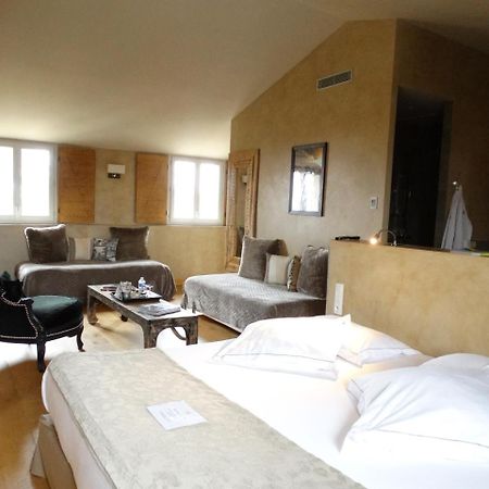 Charme & Business Hotel Lyon Лимоне Екстериор снимка