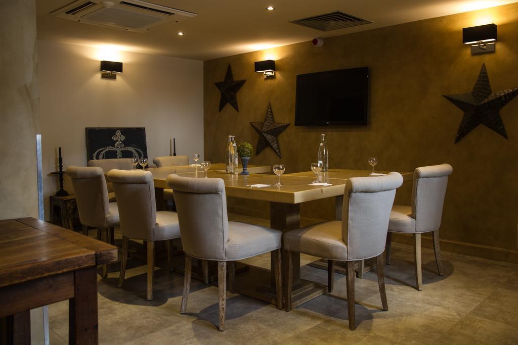 Charme & Business Hotel Lyon Лимоне Екстериор снимка